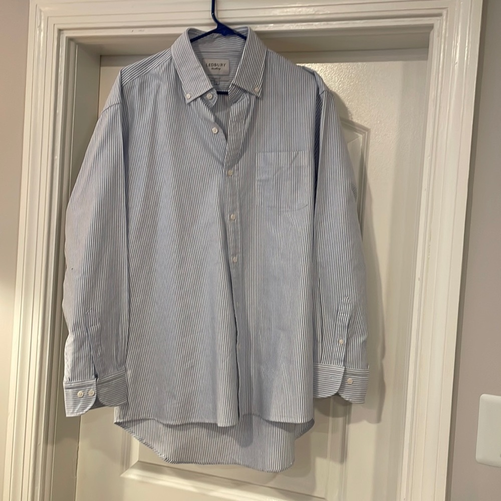 Ledbury Classic - white/blue button-down; 100% Cotton
